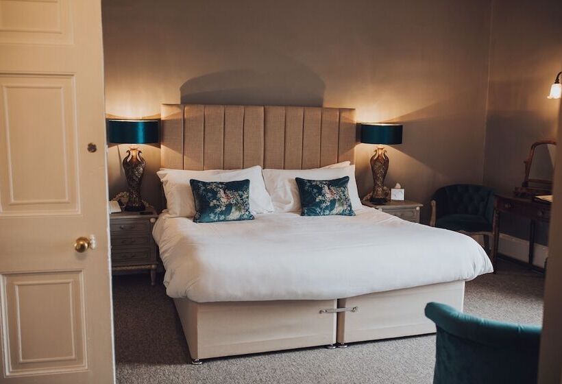 Номер Стандарт, Glewstone Court Country House
