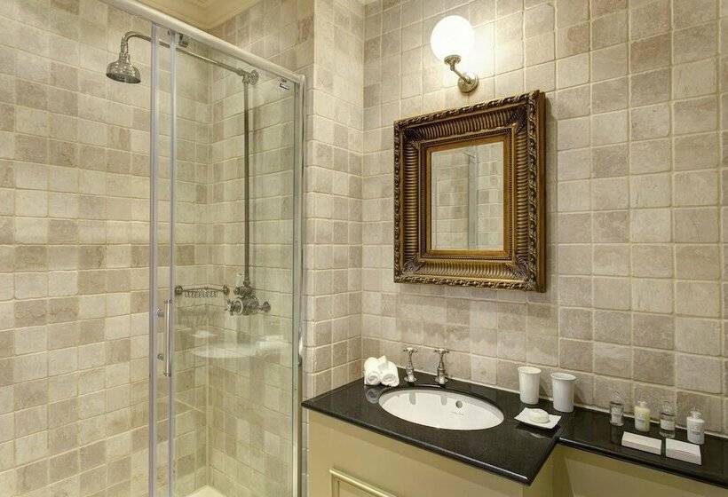 Классический Номер, The Gore London   Starhotels Collezione