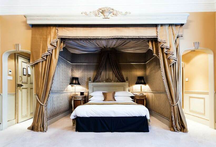 Полулюкс, The Gore London   Starhotels Collezione