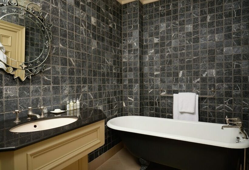ジュニアスイート, The Gore London   Starhotels Collezione