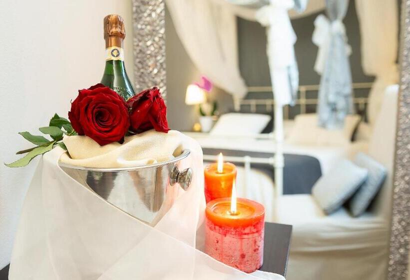 Номер Стандарт с Гидромассажем, Grand Hotel Impero   Wellness & Exclusive Spa