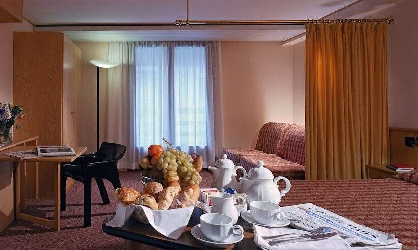 Трехместный Номер Классика, Les Jumeaux Courmayeur