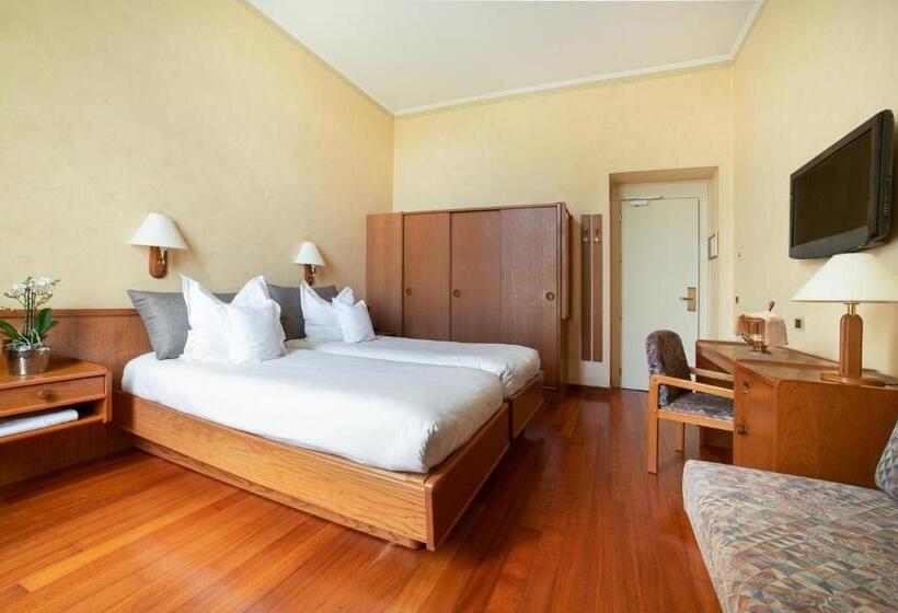 اتاق سوپریور سه تخته, Villa Elisa & Spa
