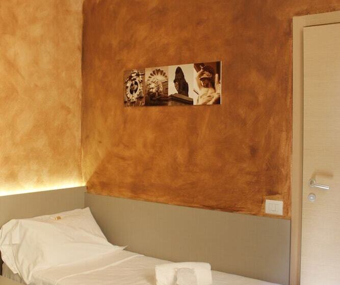 اتاق استاندارد یک نفره, Albergo Firenze