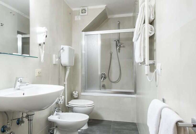 اتاق سوپریور, Albergo Firenze