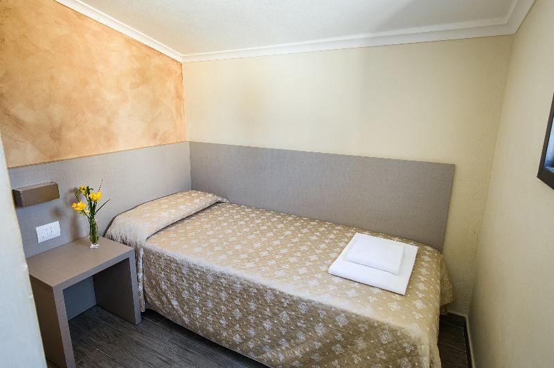 اتاق سوپریور یک تخته, Albergo Firenze