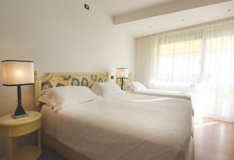 Quarto Triplo Estandar, Florida Lerici