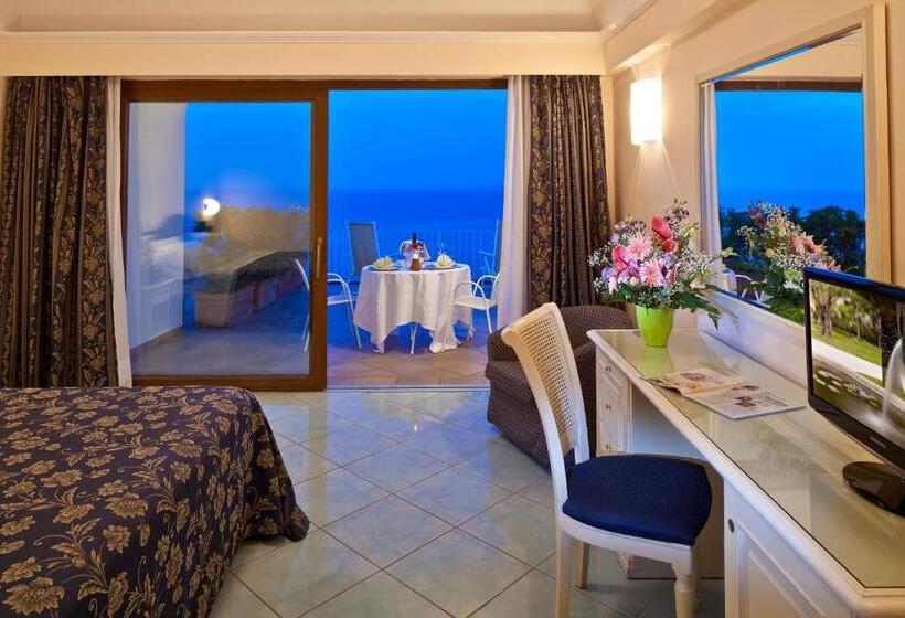 豪华海景房, Le Querce Resort Sea Thermae & Spa