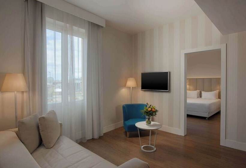 Junior Suite, NH Genova Centro