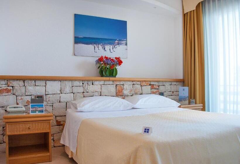 Номер Стандарт, Terminal   Caroli Hotels