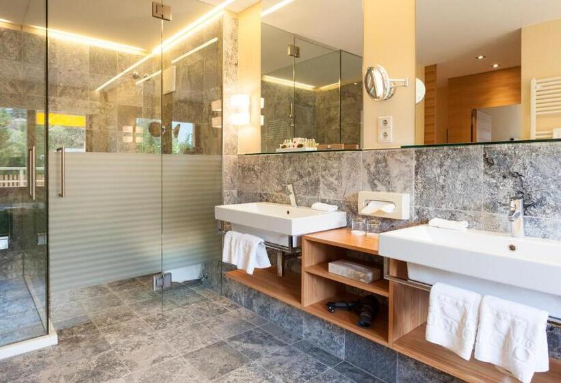 Люкс Повышенной Комфортности, Mignon Meran Park & Spa