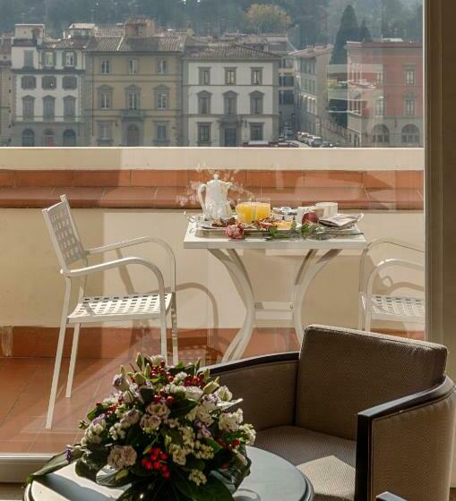 Camera Deluxe, Plaza Hotel Lucchesi