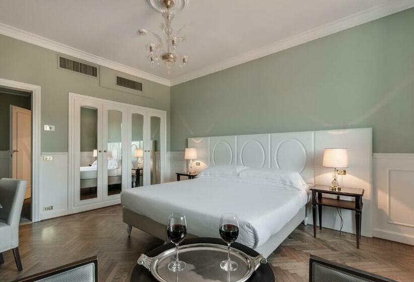 Camera Tripla Premium, Plaza Hotel Lucchesi