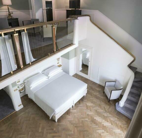 Suite Familiare, Plaza Hotel Lucchesi