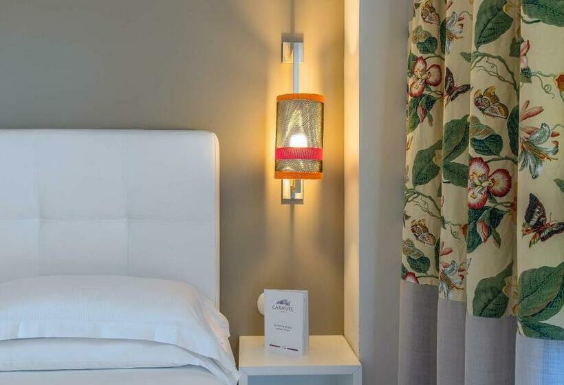 Habitación Estándar, Caravel