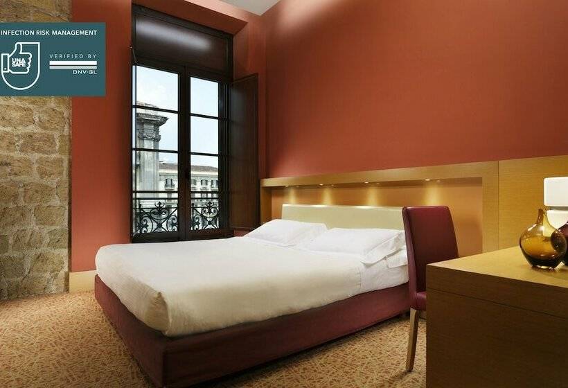 اتاق سوپریور, Unahotels Napoli