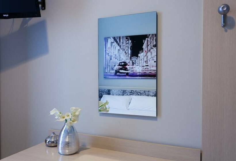 اتاق استاندارد سه نفره, Best Quality Hotel Dock Milano