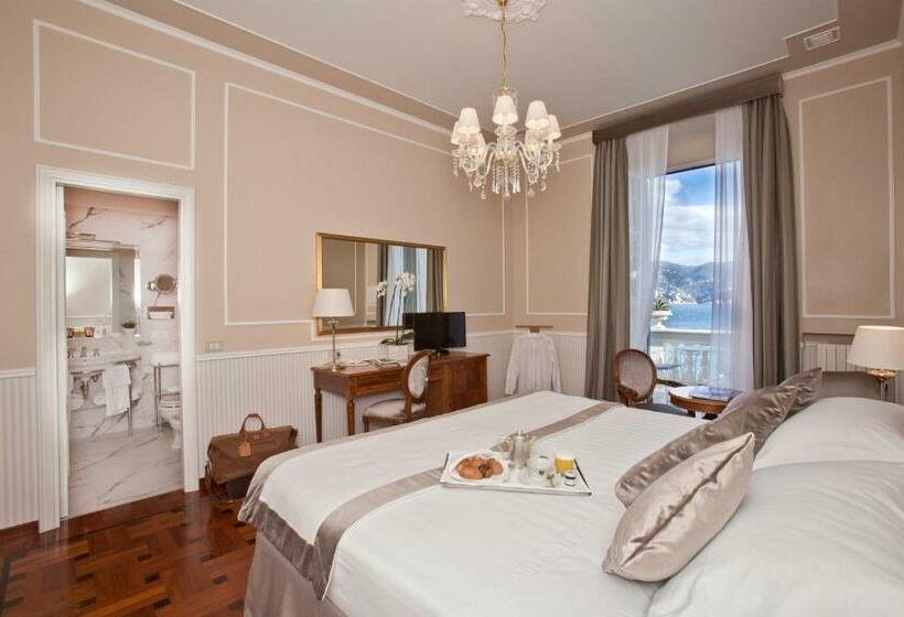 Deluxe Room View Sea with Balcony, Grand Hotel Miramare