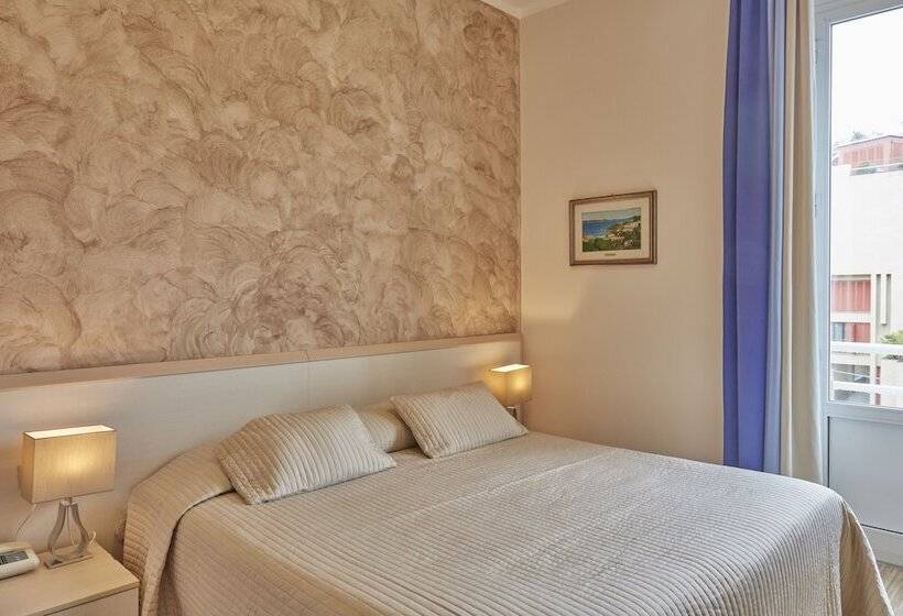 Номер Стандарт Боковой Вид на Море, Albergo Celeste