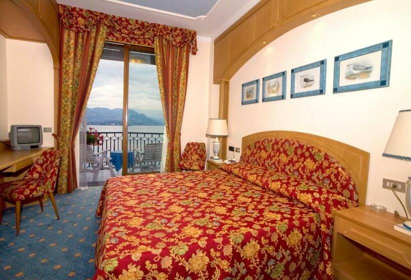 Номер Deluxe, Astoria