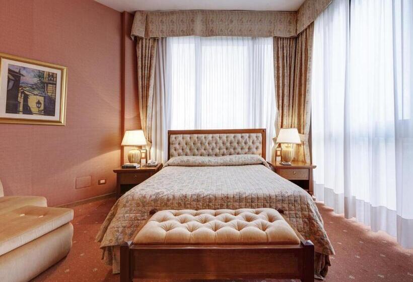Номер Стандарт, Borgo Palace