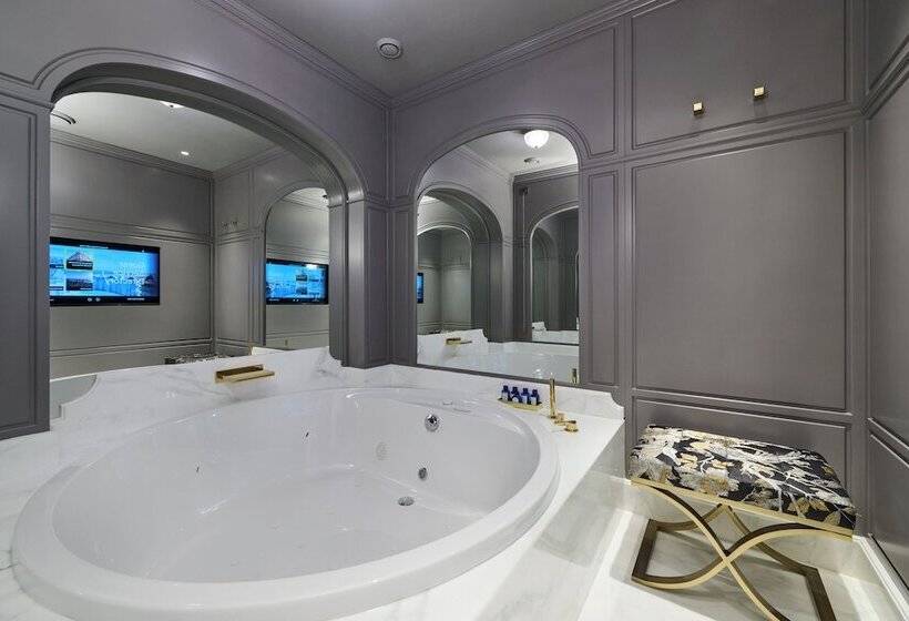 سوئیت پرزیدنت, Grand Hotel Principe Di Piemonte