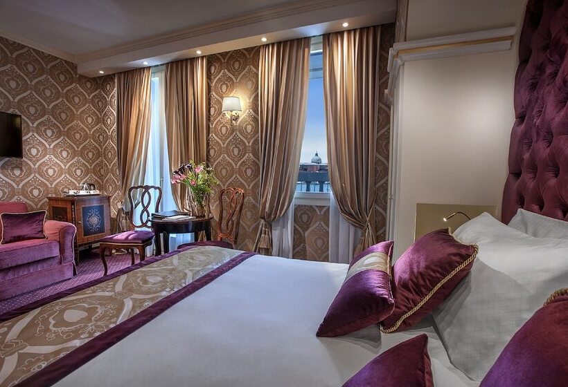 Junior Suite Lake View, Londra Palace Venezia