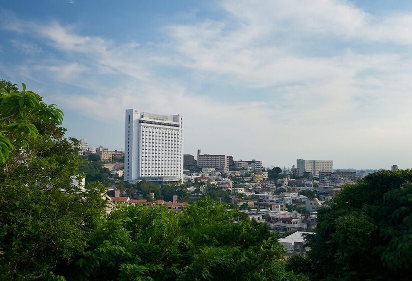 Camera Standard, Doubletree By Hilton Hotel Naha Shuri Castle