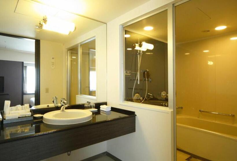 Номер Клуб, Ana Crowne Plaza Fukuoka, An Ihg
