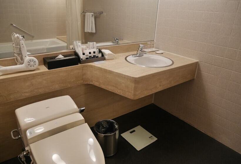 Номер Премиум, Ana Crowne Plaza Fukuoka, An Ihg