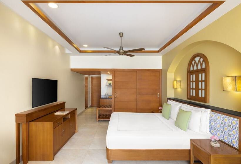 اتاق لوکس با چشم‌انداز دریا, Taj Cidade De Goa Heritage, Goa