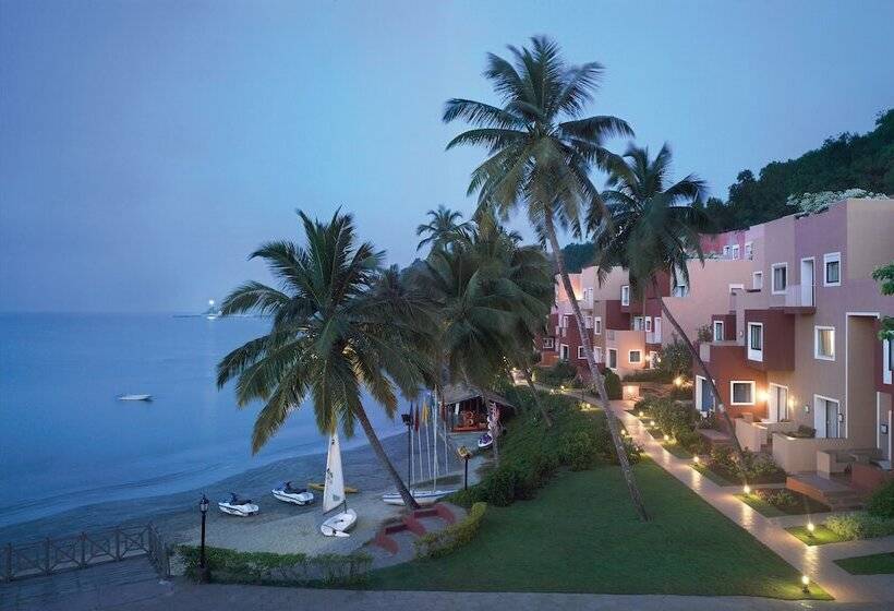 اتاق سوپریور با چشم‌انداز باغ, Taj Cidade De Goa Heritage, Goa