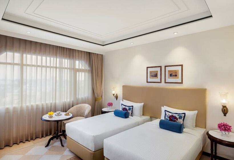 带泳池观景的豪华房, Tajview Agra Ihcl Seleqtions