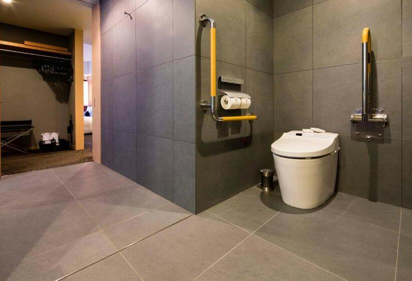 Номер Стандарт Адаптированный для Инвалидов, The Capitol Hotel Tokyu
