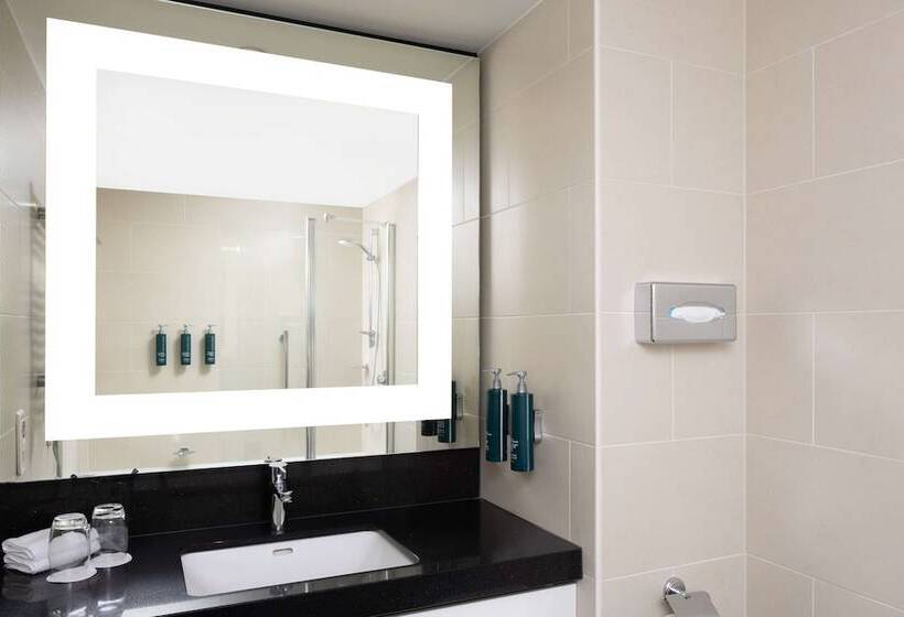 سوییت جونیور, Doubletree By Hilton Luxembourg