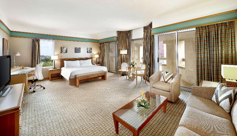 غرفة إدارية سرير كينج, Hilton Yaounde