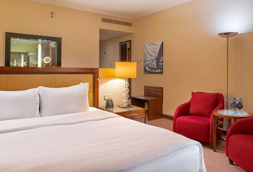 غرفة إدارية سرير كينج, Hilton Yaounde
