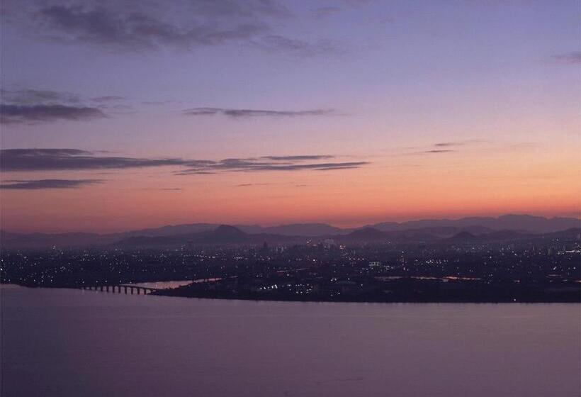 اتاق اجرایی, Lake Biwa Otsu Prince
