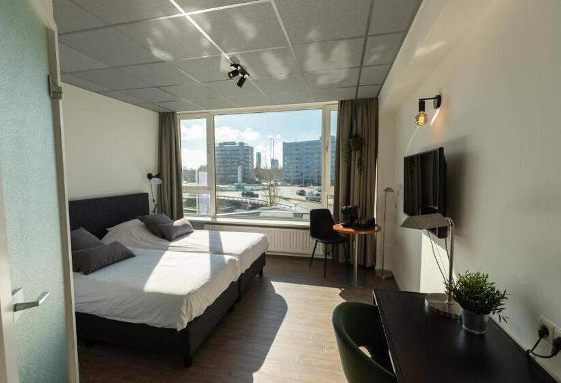 Номер Стандарт, Eurohotel