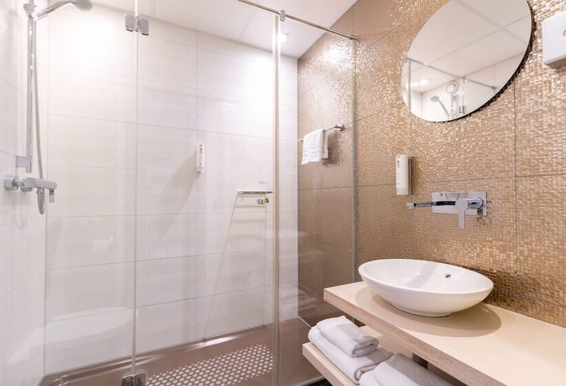 豪华房间, Amrâth Airport Hotel Rotterdam