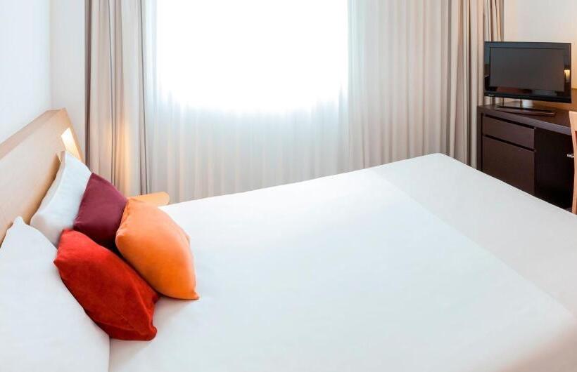 Номер Стандарт, Novotel Maastricht