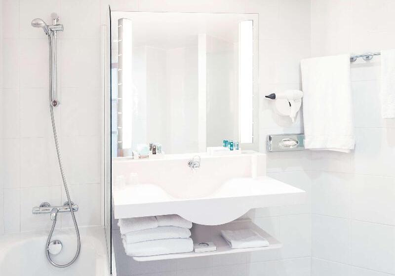Номер Superior, Novotel Maastricht