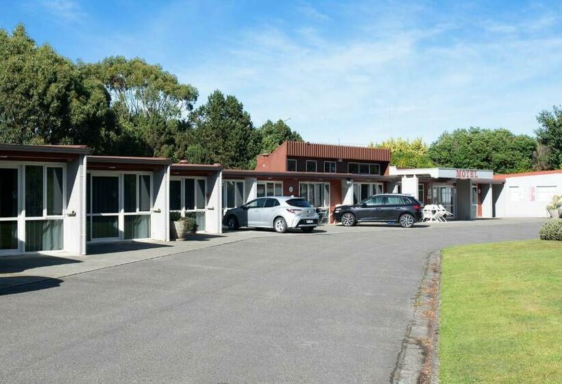 스탠다드 스튜디오, Ascot Park