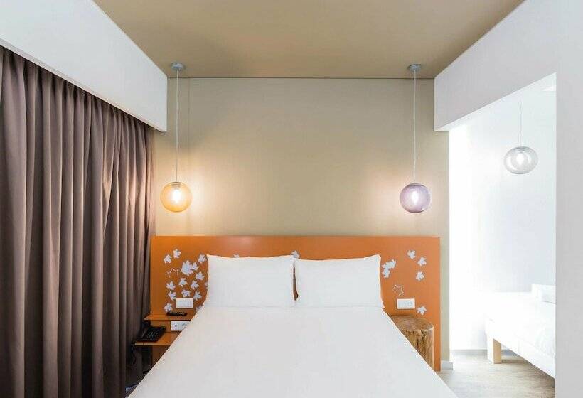 Номер Superior, Ibis Styles Lisboa Centro Marques De Pombal