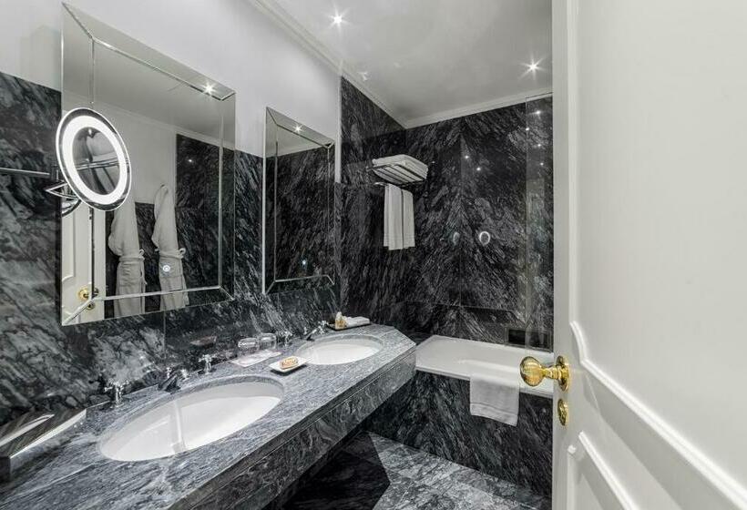 Quarto clássico, Hospes Infante Sagres Porto   Small Luxury Hotels Of The World