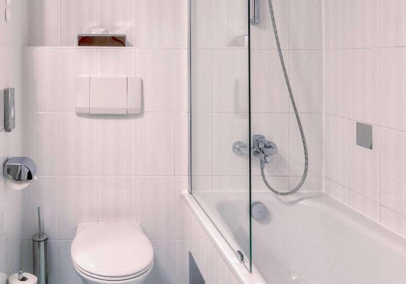 Классический Номер, Mercure Warszawa Centrum