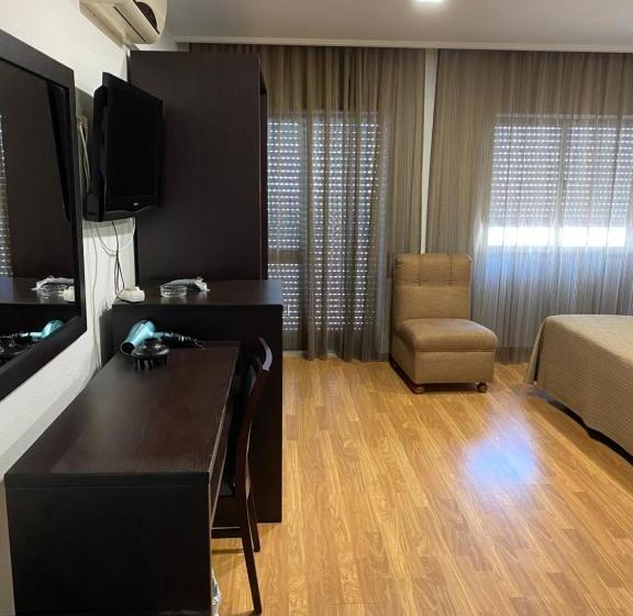 اتاق استاندارد برای معلولان, Paiva