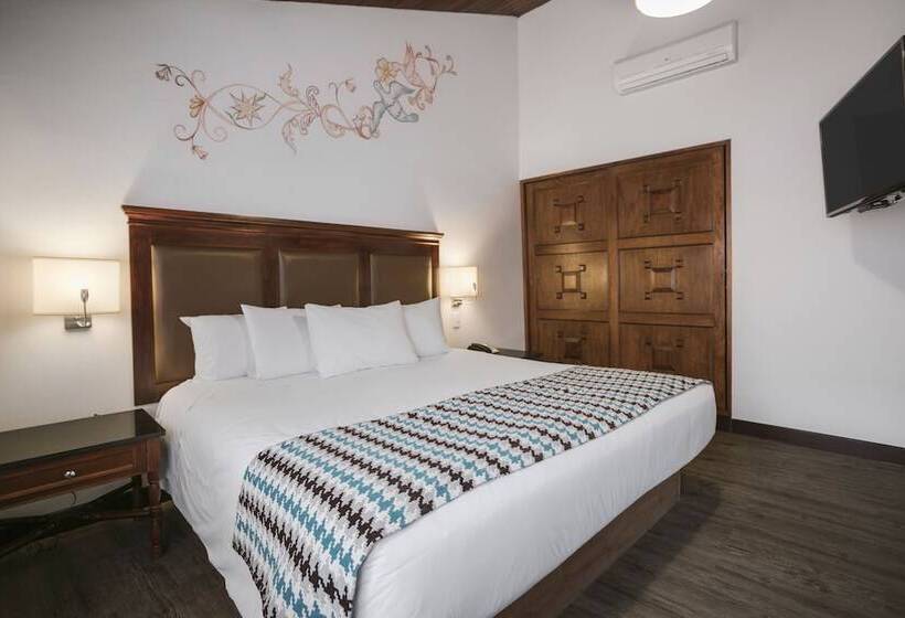 스탠다드 룸 더블 침대, Costa Del Sol Wyndham Cusco