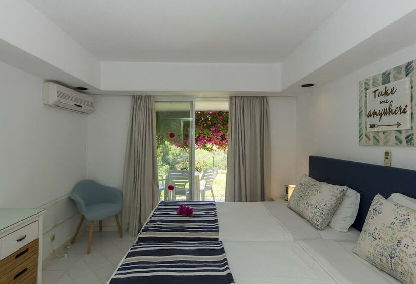 Апартаменты 1 Спальня Вид на Море, Rocha Brava Village Resort