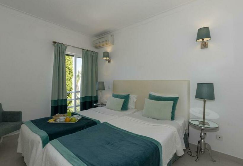 Вилла 2 Спальни Вид на Море, Rocha Brava Village Resort